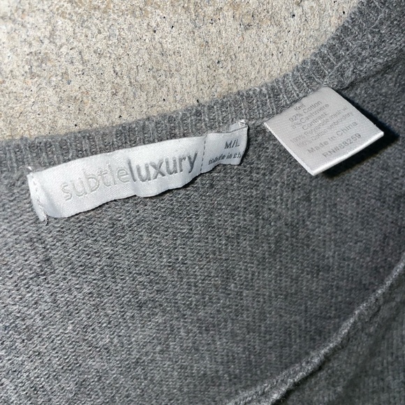 ❄️Subtle Luxury lace back sweater❄️ - Picture 2 of 3